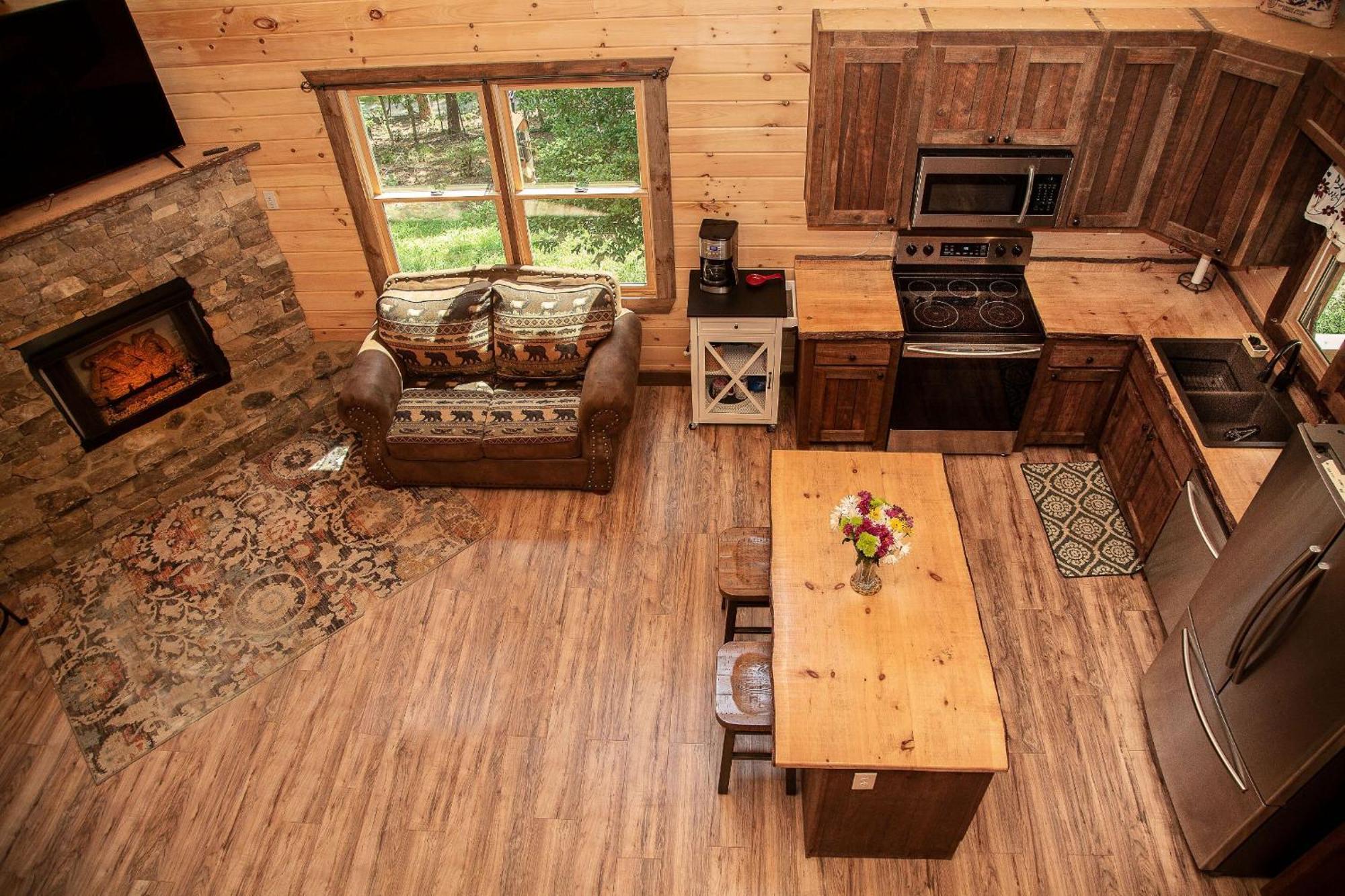 Adore The Smores Rustic Mountain Charm Outdoor Spaces And A Cozy Hot Tub بلو ريدج المظهر الخارجي الصورة